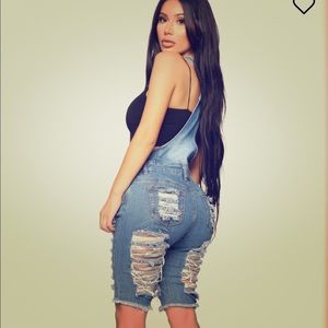 Fashion nova overall shorts